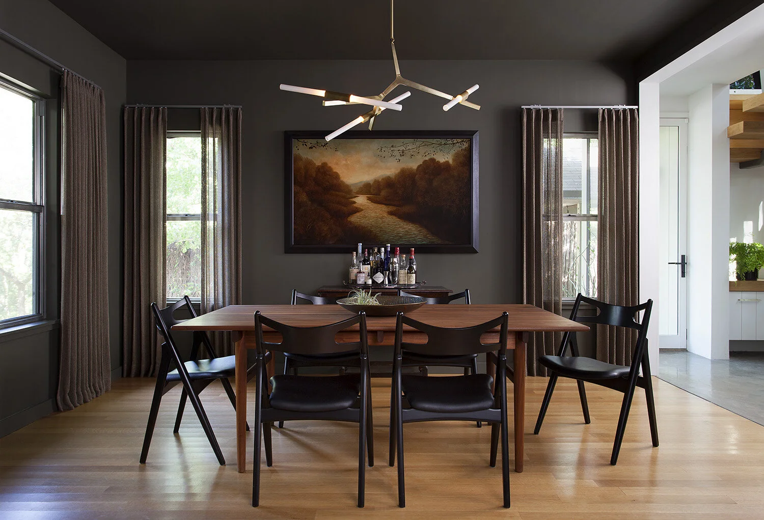 Dining Room.jpg