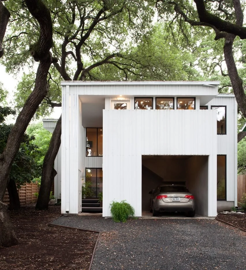 barcode-house-webber-studio_dezeen_2364_col_4-852x936.jpg