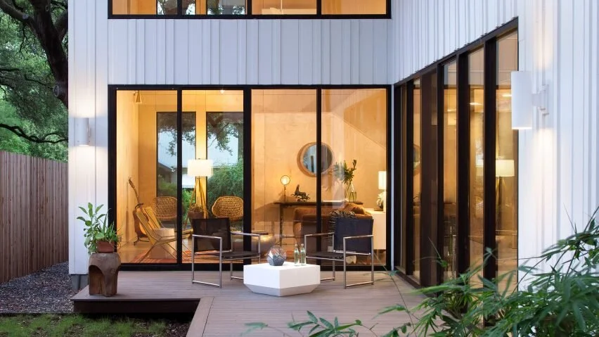 barcode-house-webber-studio_dezeen_2364_hero-1-852x479.jpg