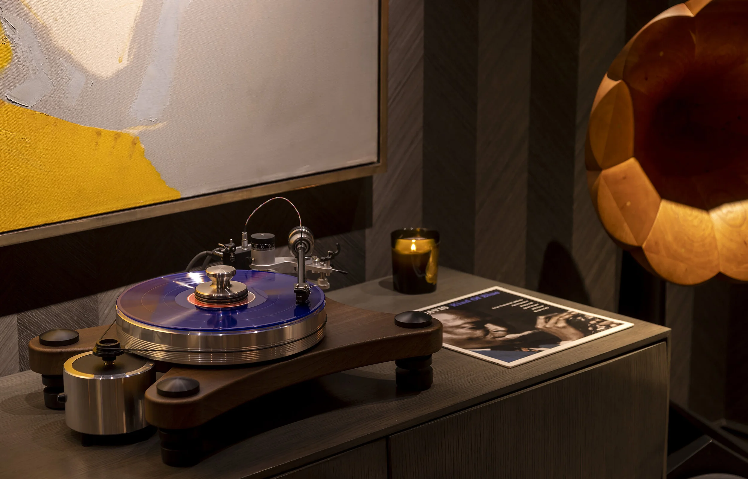  Turntable close-up in the Kips Bay listening room, designed by Mark Cravotta. 