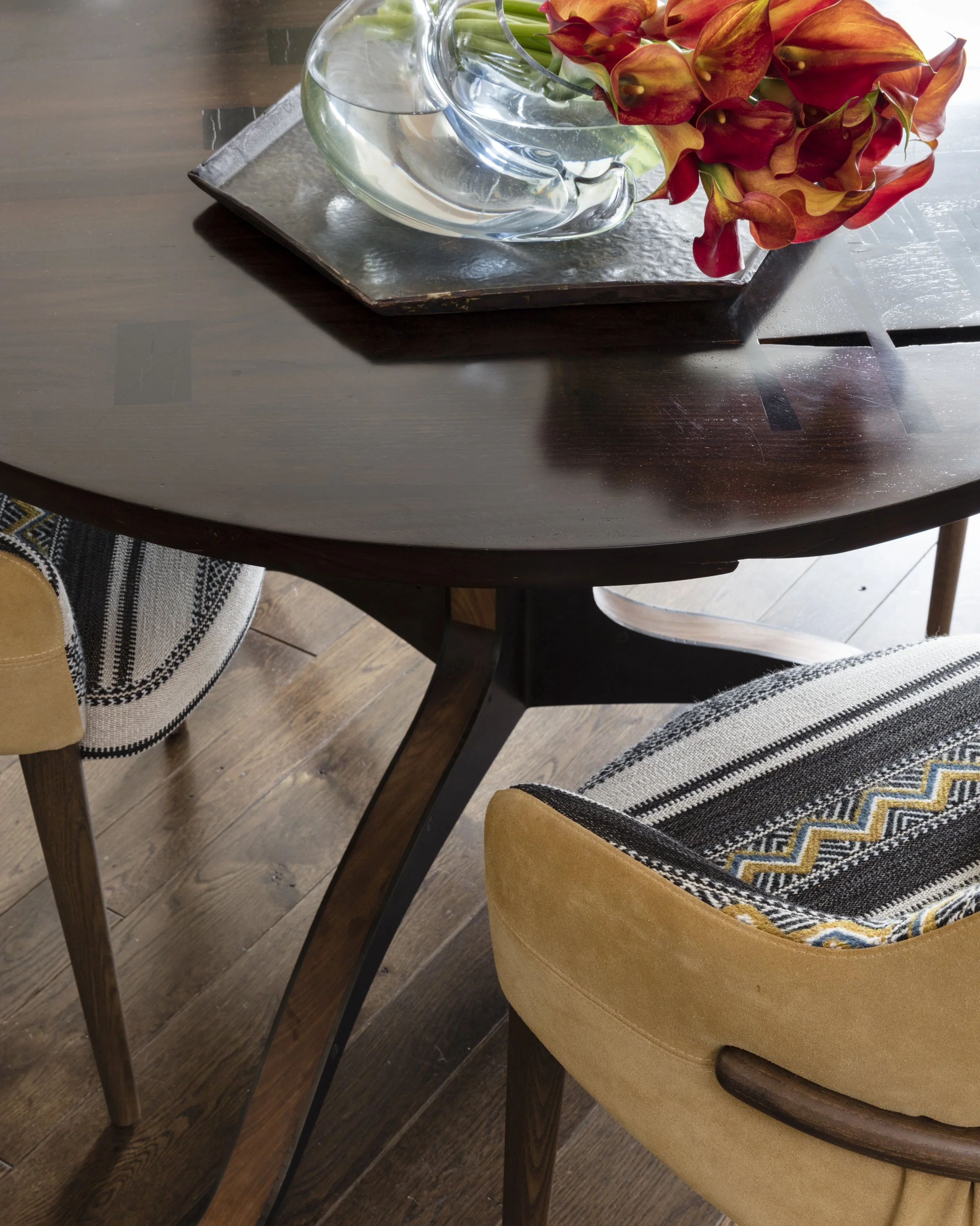  Breakfast table styling detail in the Stella NYC apartment by Cravotta Interiors. 